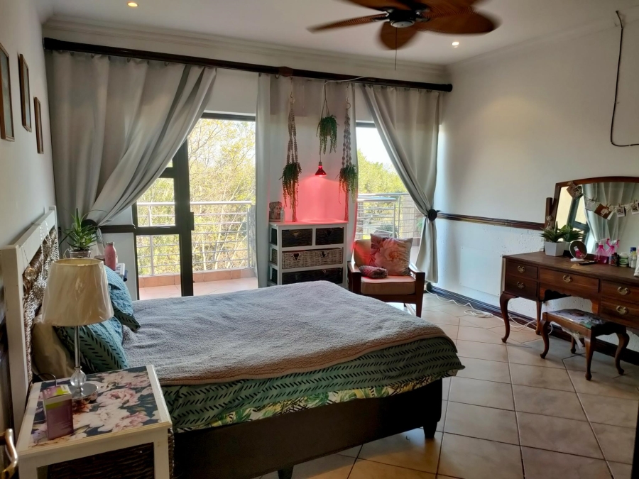 5 Bedroom Property for Sale in Birdwood Estate North West